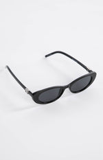 Beginning Julie Black Rounded Sunglasses (FREE over $130) Image