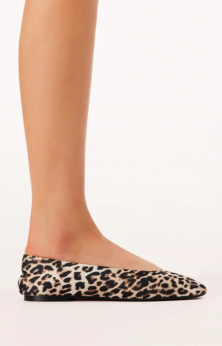 Billini Suzie Leopard Ballet Flats