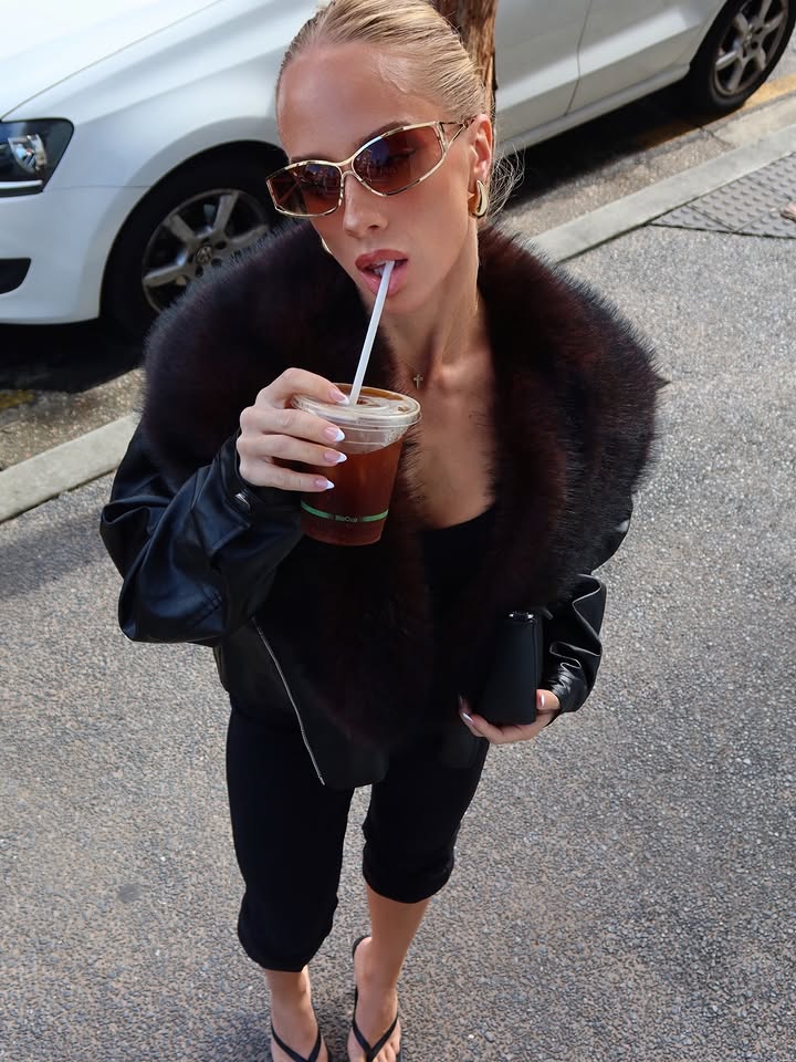 Beginning Boutique Dolci Black Fur Collar PU Jacket black faux leather jacket with a dark brown fur collar and silver zipper