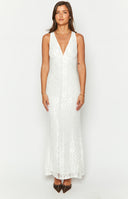 Beginning Boutique Farida White Lace Maxi Dress white lace halter neck V-neck fitted maxi dress with a flared hem