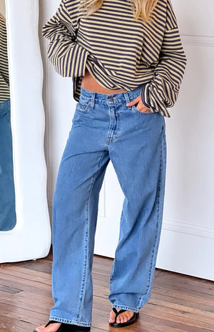Levi's® Own it Stone Women's Baggy Dad Jeans