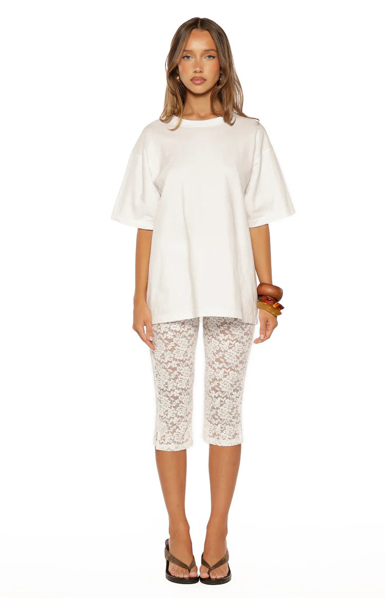 Lydia White Lace Mid Rise Capri Pants - PRE ORDER