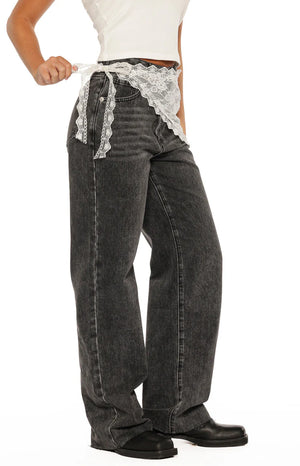 White floral lace triangle scarf with long scalloped tie straps