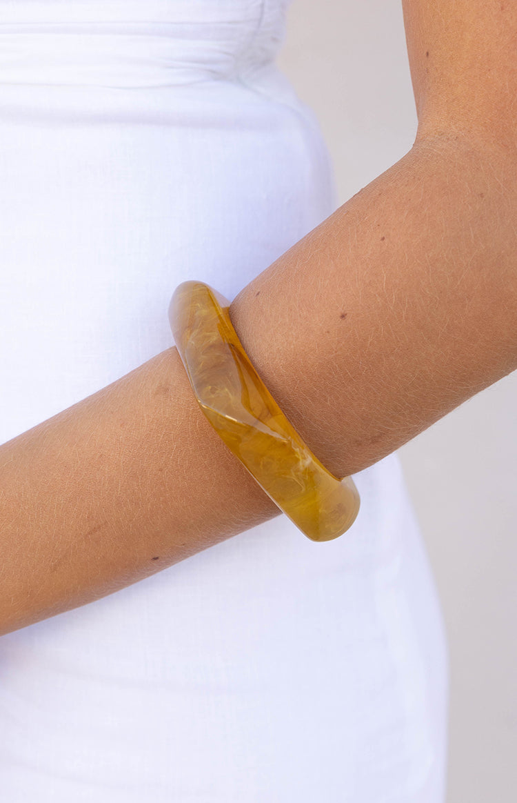 Zantie Yellow Resin Square Bangle Image