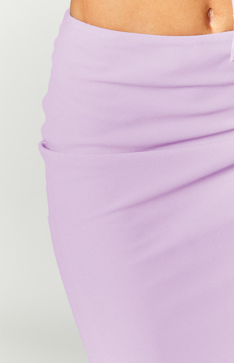 Lilac smooth maxi skirt with a flowy silhouette