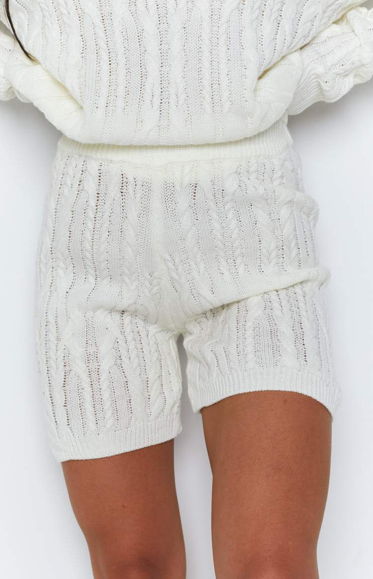 Capri Dream Shorts Cream Image